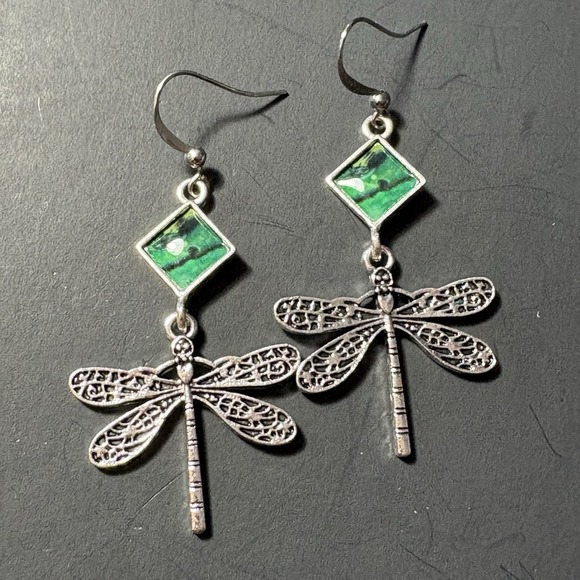 The Unbranded Brand Jewelry - Dragonfly Dangle Earrings Silver Tone Green Square Inset Boho Fairy Nature Folk
